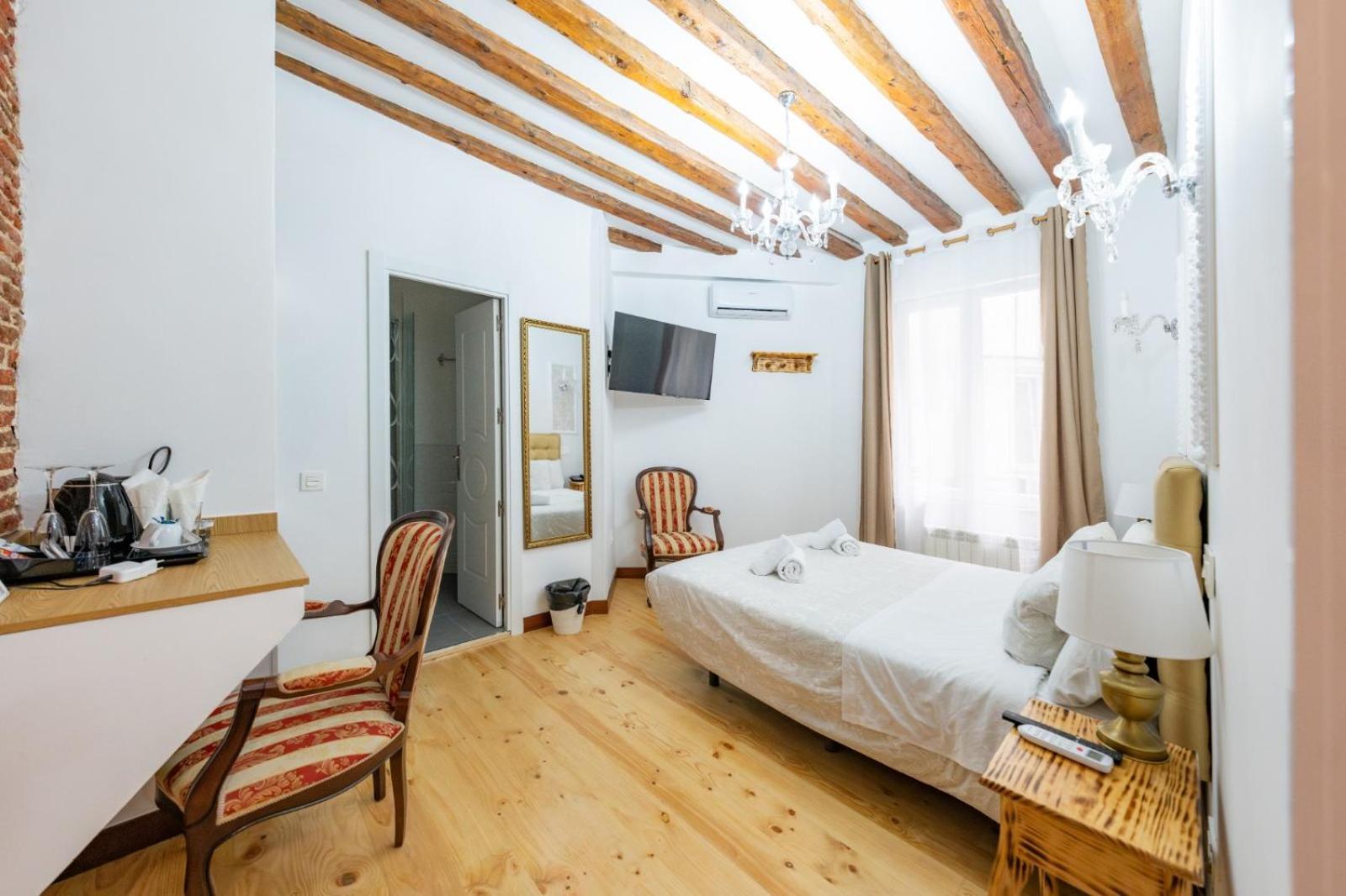 Oriente Palace Apartments, Madrid